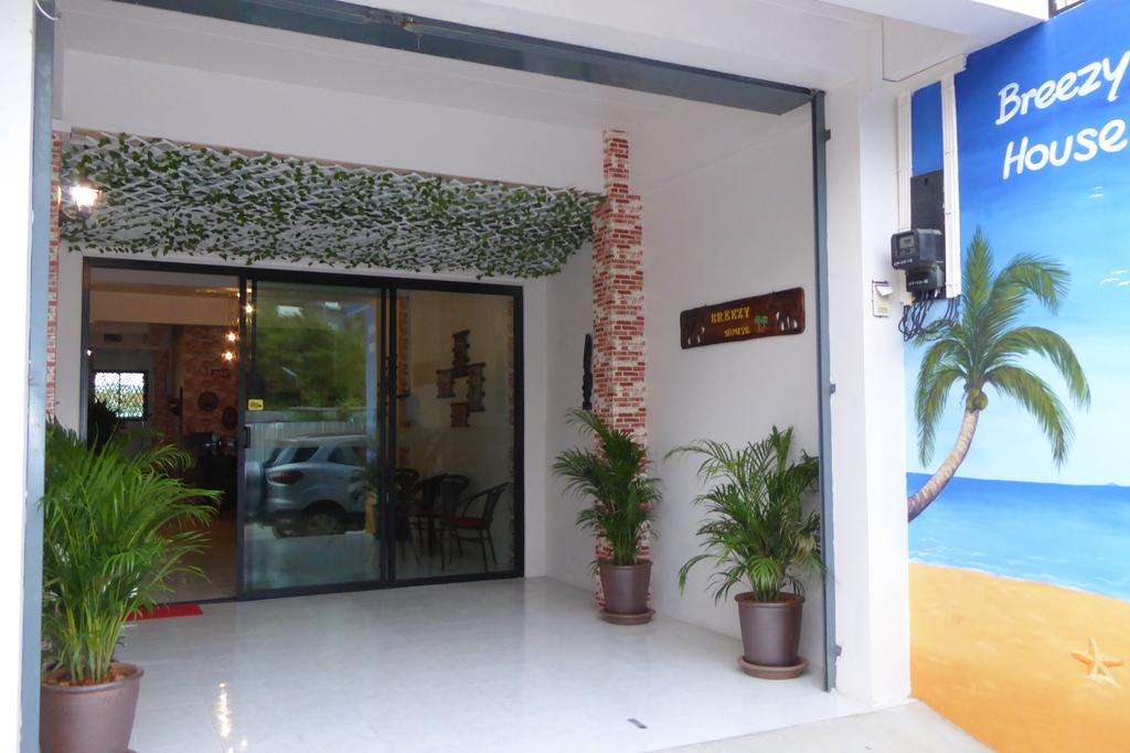 Breezy House Apartment Pantai Jomtien Bagian luar foto