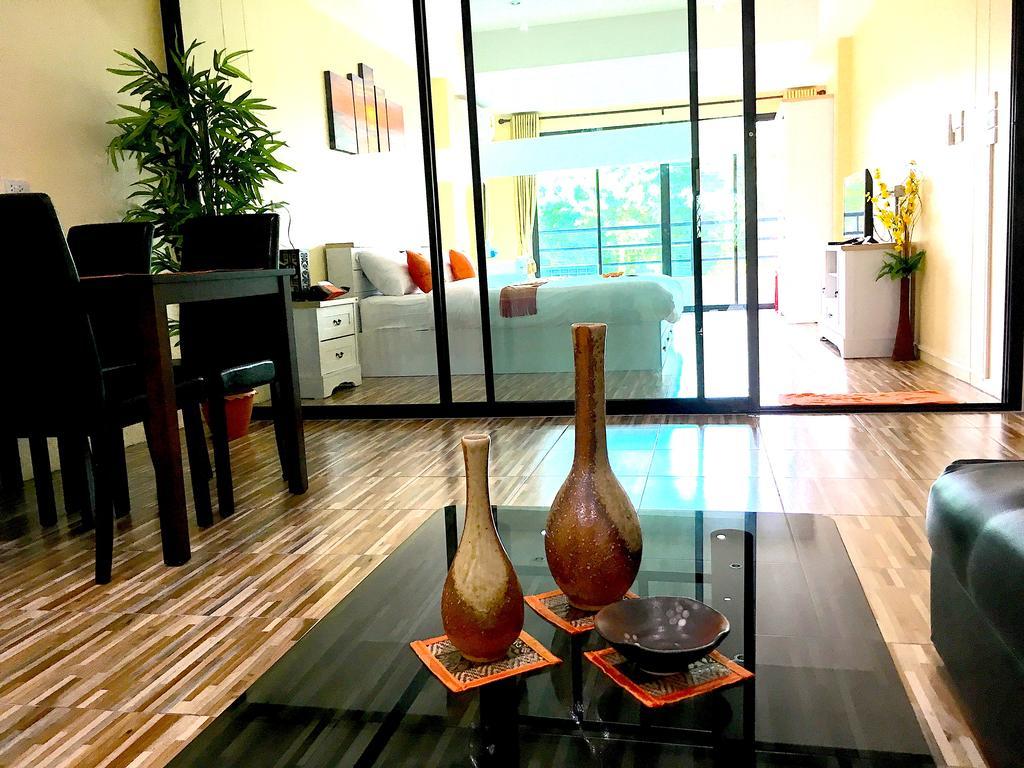 Breezy House Apartment Pantai Jomtien Bagian luar foto