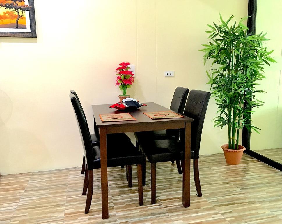 Breezy House Apartment Pantai Jomtien Bagian luar foto