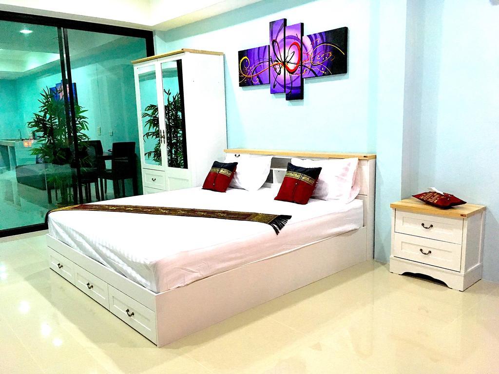 Breezy House Apartment Pantai Jomtien Bagian luar foto