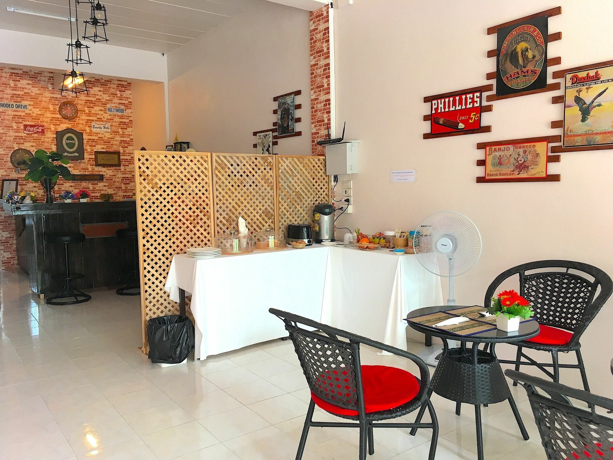 Breezy House Apartment Pantai Jomtien Bagian luar foto