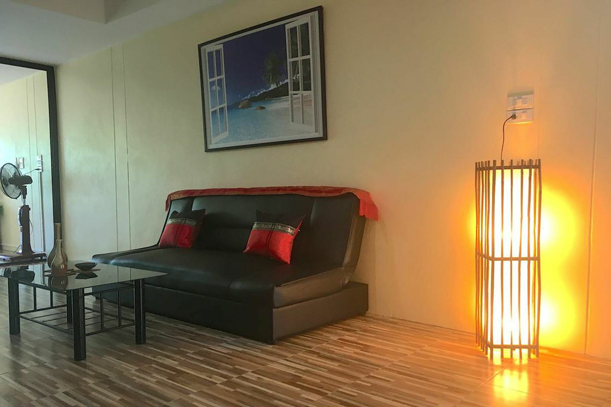 Breezy House Apartment Pantai Jomtien Bagian luar foto