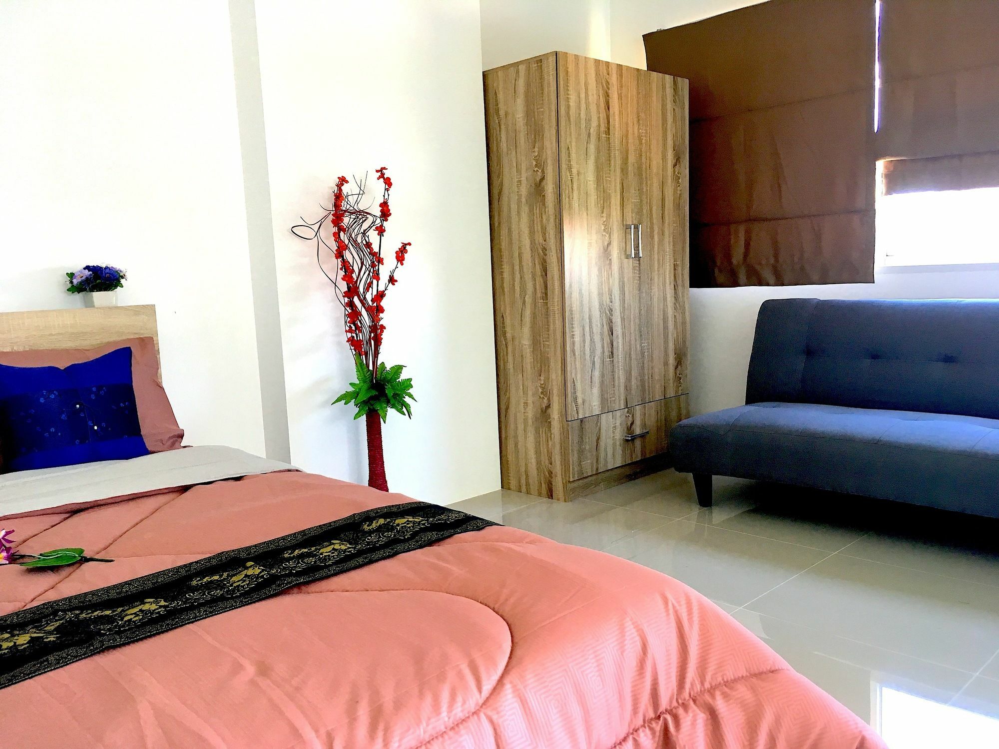 Breezy House Apartment Pantai Jomtien Bagian luar foto