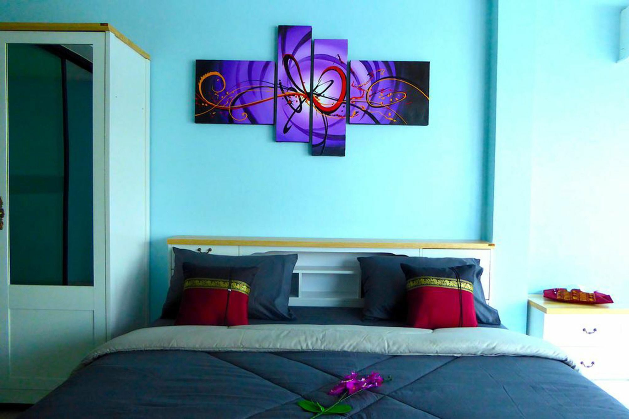 Breezy House Apartment Pantai Jomtien Bagian luar foto