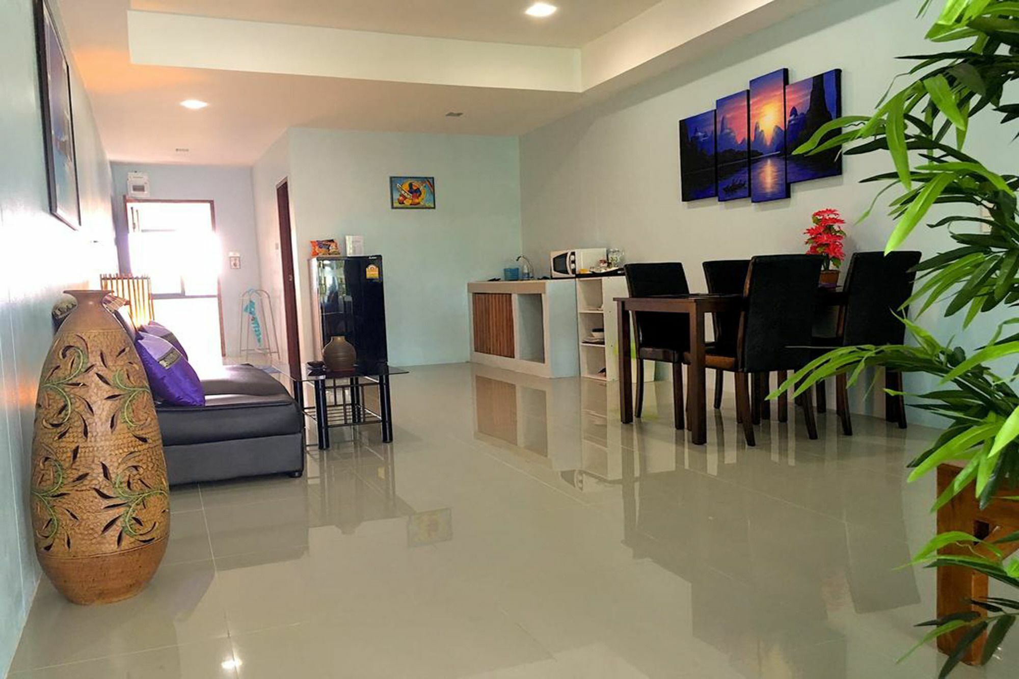 Breezy House Apartment Pantai Jomtien Bagian luar foto
